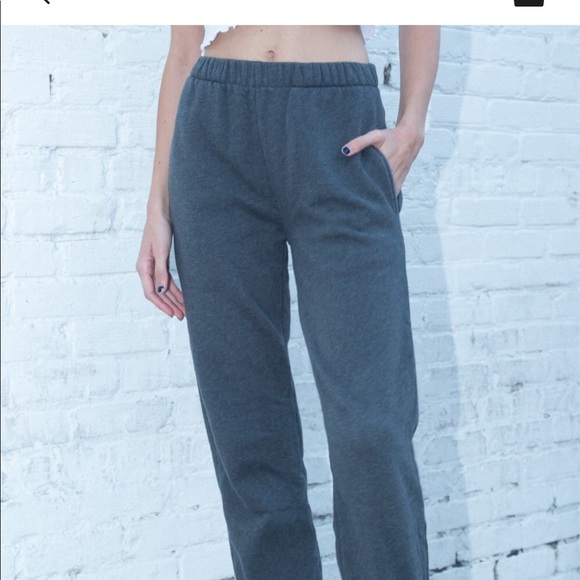 LOOKING FOR BRANDY MELVILLE (not selling) - Picture 5 of 7